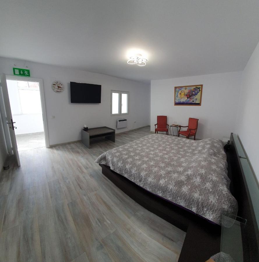 Casa Musceleana Hotel Cîmpulung Kültér fotó