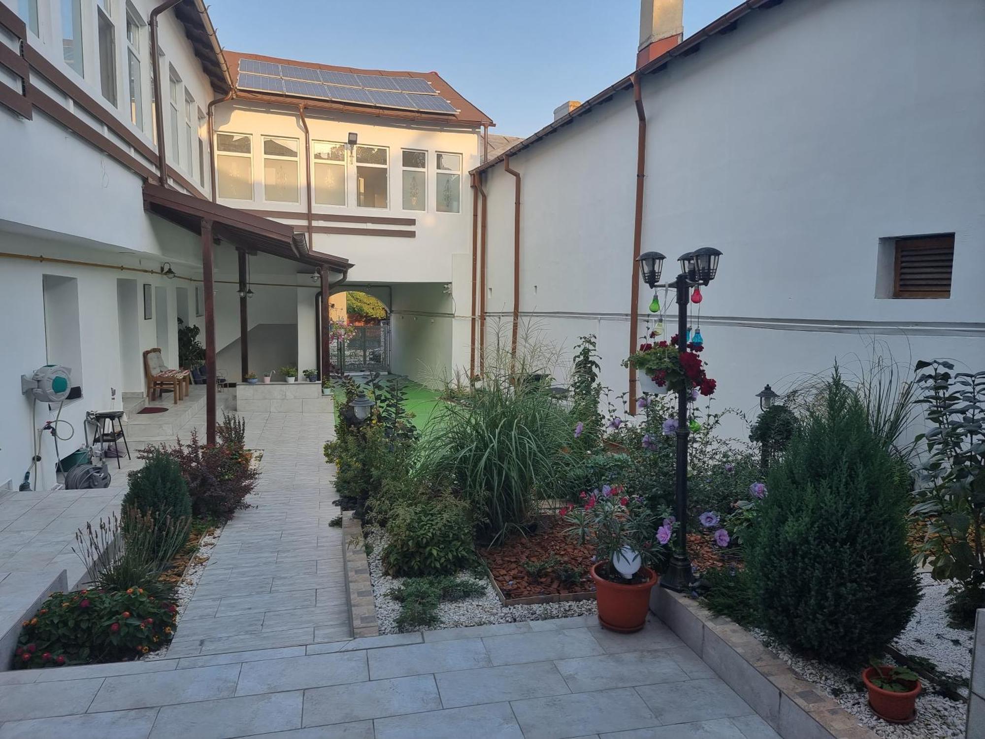 Casa Musceleana Hotel Cîmpulung Kültér fotó