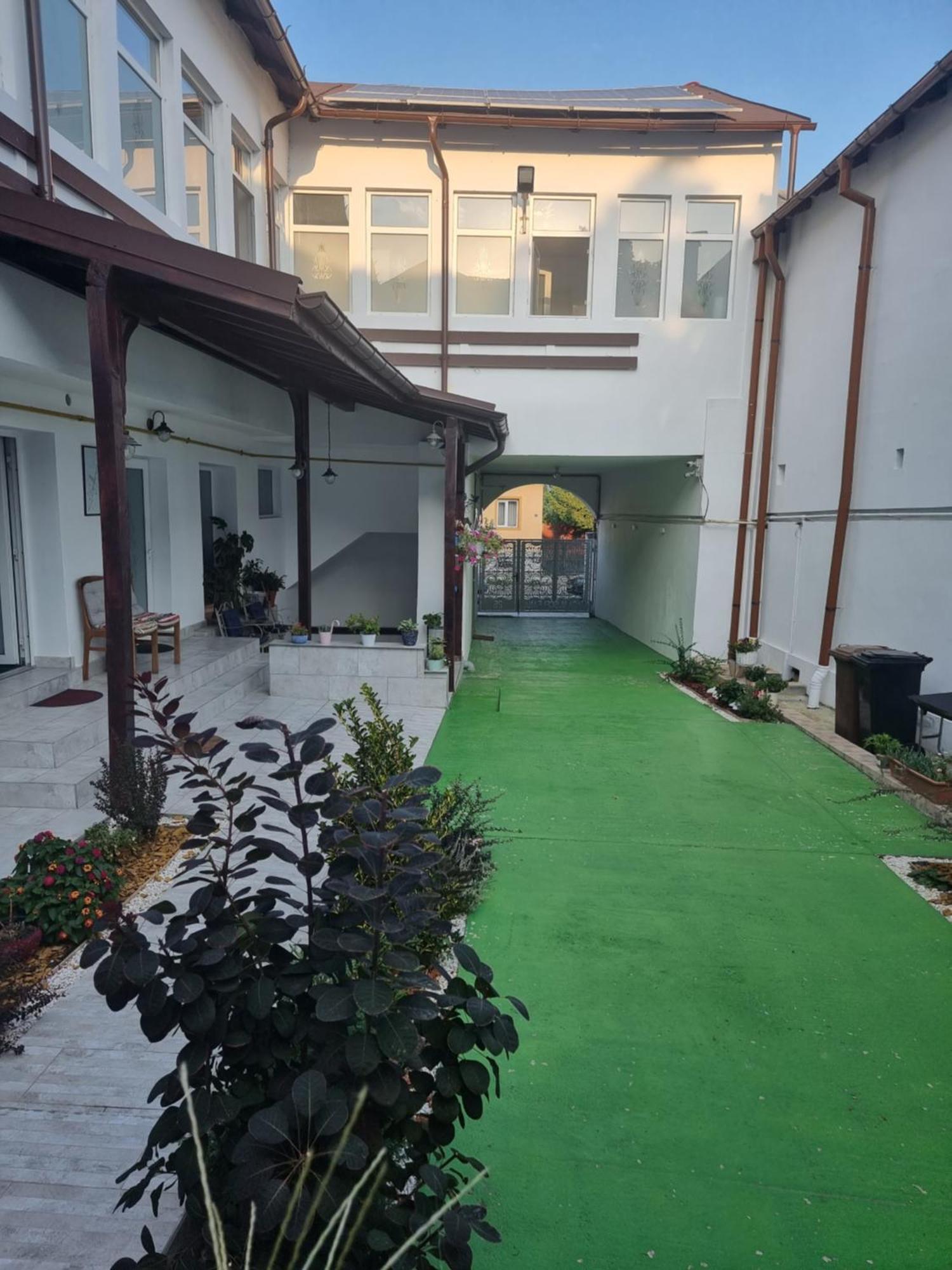 Casa Musceleana Hotel Cîmpulung Kültér fotó