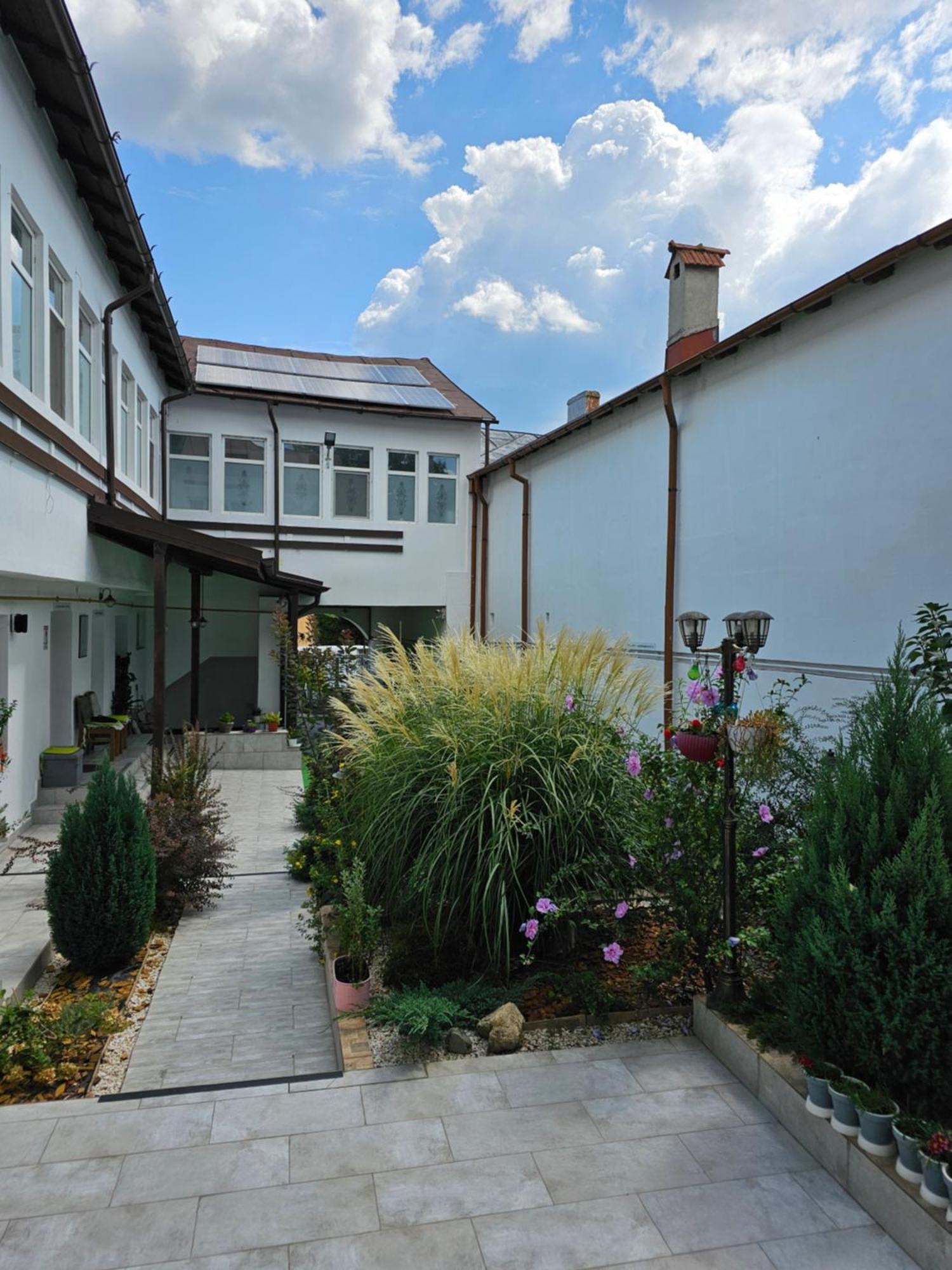 Casa Musceleana Hotel Cîmpulung Kültér fotó